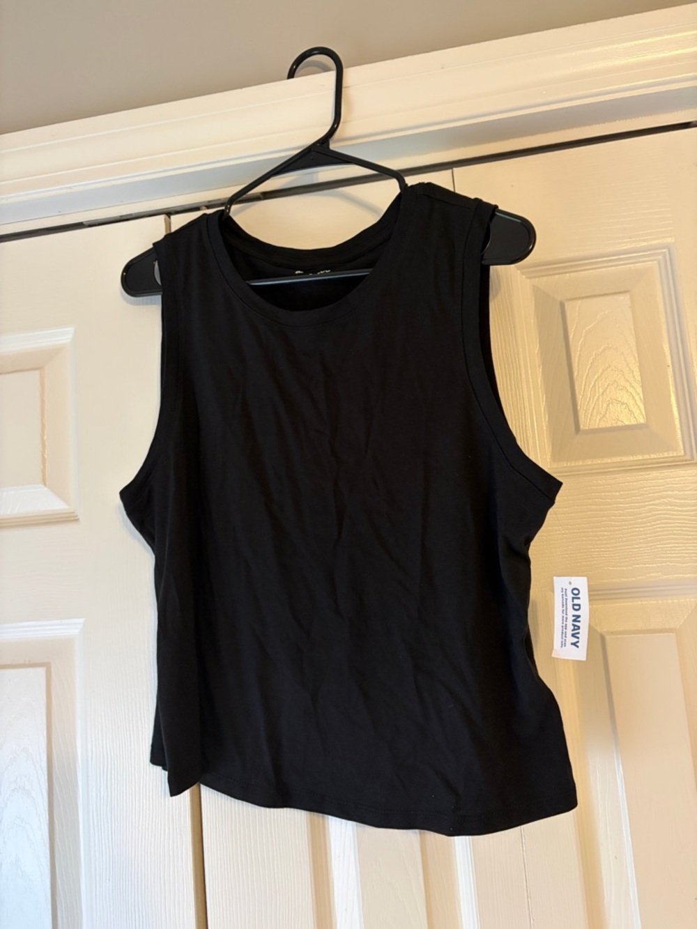 Old Navy Black Sleeveless Crop Tank Top